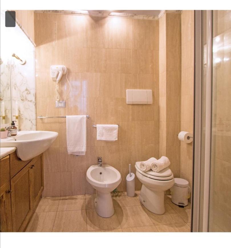 Lovely Apartments In City Centre "Third Floor, Without Elevator" Rom Exterior foto