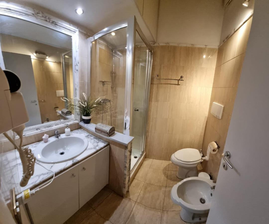 Lovely Apartments In City Centre "Third Floor, Without Elevator" Rom Exterior foto